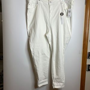 NWOT Celebrity Pink WHITE Jeans 24 PLUS SIZE